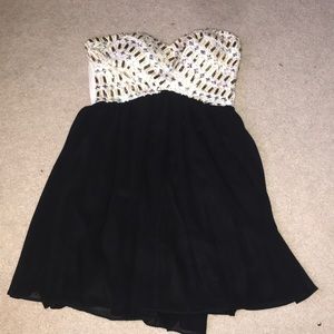 Strapless Homecoming Dress
